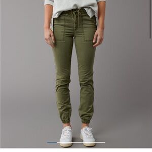 Olive green American Eagle jogger pants